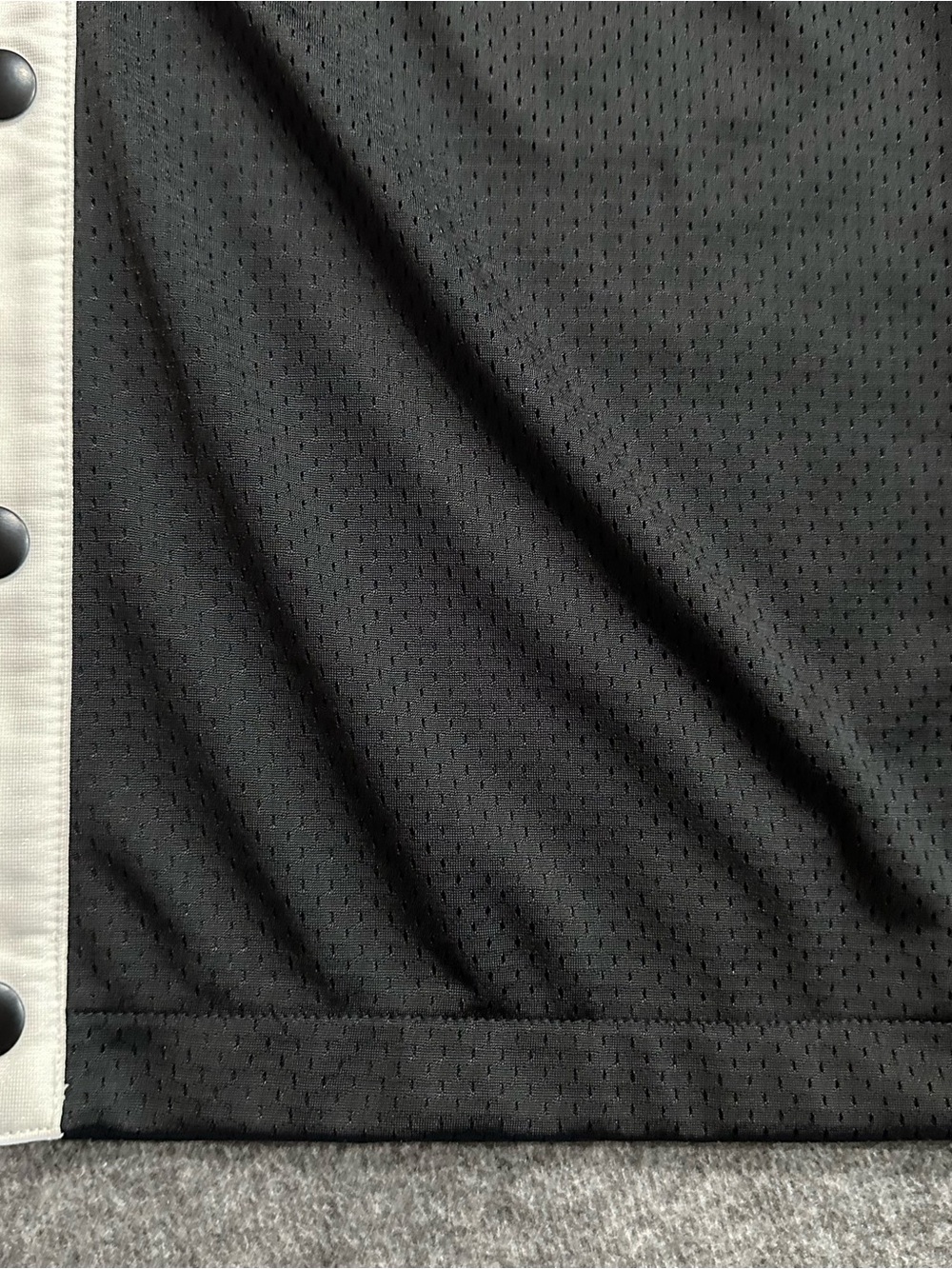 Nike Boys Large 12-14 Black White Tearaway Snap Track Pants Mesh Basketball - Picture 3 of 6